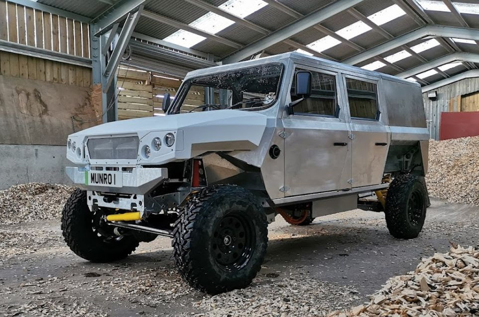 Munro 1 rugged electric 4x4